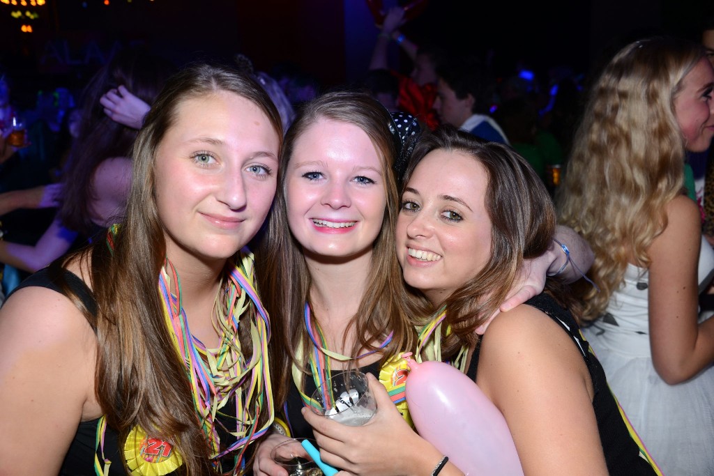 ../Images/Jubileum feest 5x11 286.jpg